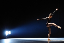 Ballet_Jiri-Kylian_One-of-a-kind_Opera-Lyon4.jpg