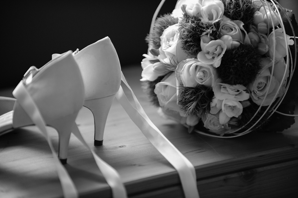 mariage preparatif habillage bouquet